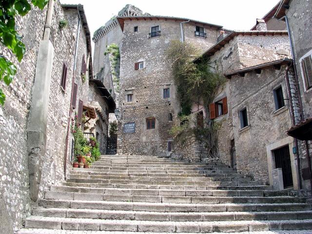 Sermoneta